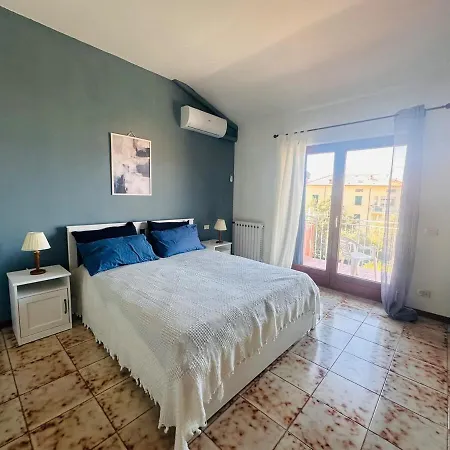 La Casa Del Sole, Holiday home *