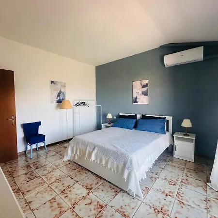 La Casa Del Sole, Hébergement de vacances *